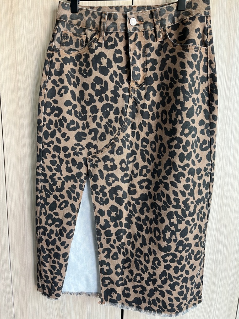 Leopard Print Midi Skirt with Front Slit